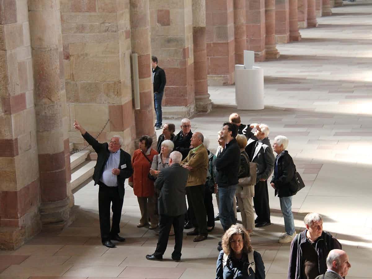 Im Schatten des Domes: Die Jesuiten in Speyer